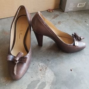 Brown Nicole Miller heels